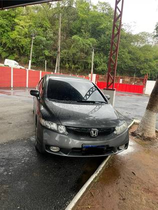 HONDA CIVIC 1.8 LXS 16V FLEX 4P AUTOMÁTICO